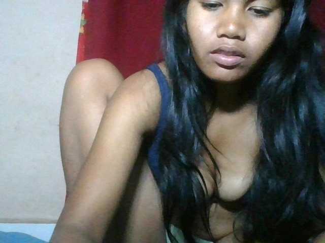 Keziah34 live cam on BongaCams