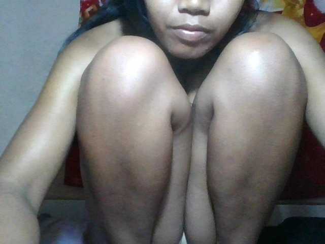 Keziah34 live cam on BongaCams