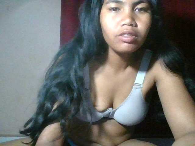 Keziah34 live cam on BongaCams