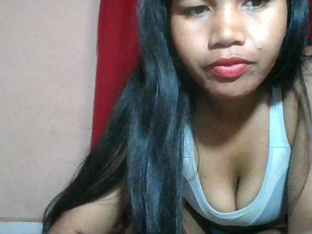 Keziah34 live cam on BongaCams