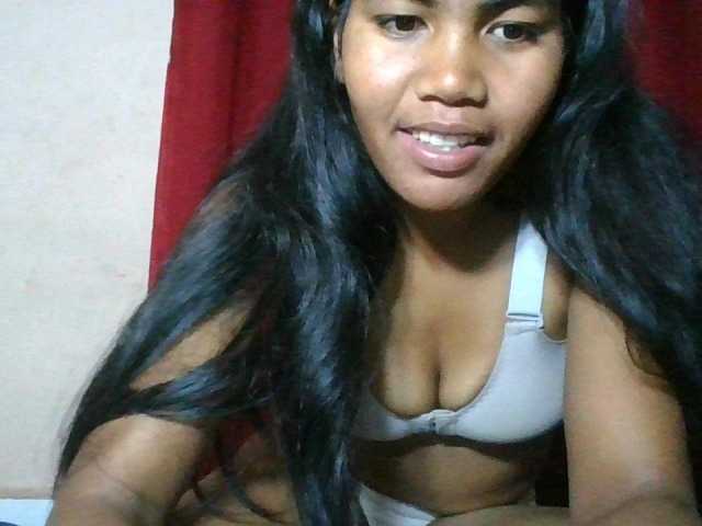 Keziah34 live cam on BongaCams
