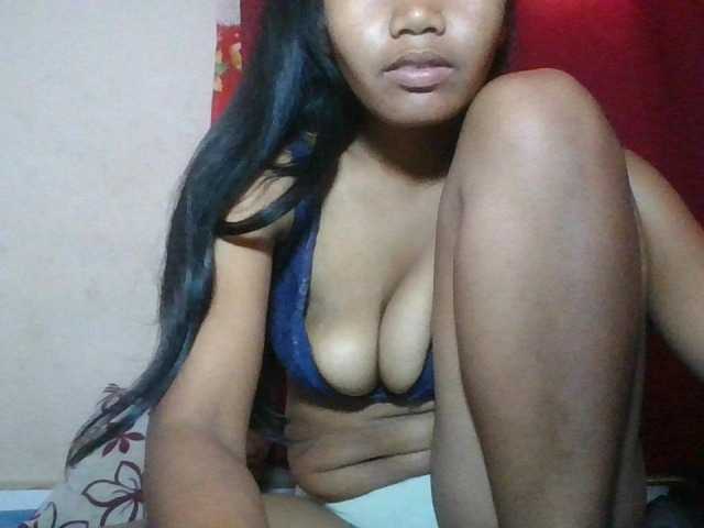 Keziah34 live webcam show