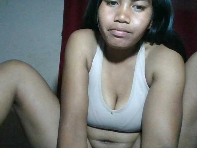 Keziah34 live cam on BongaCams