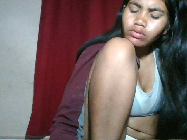 Keziah34 live cam preview