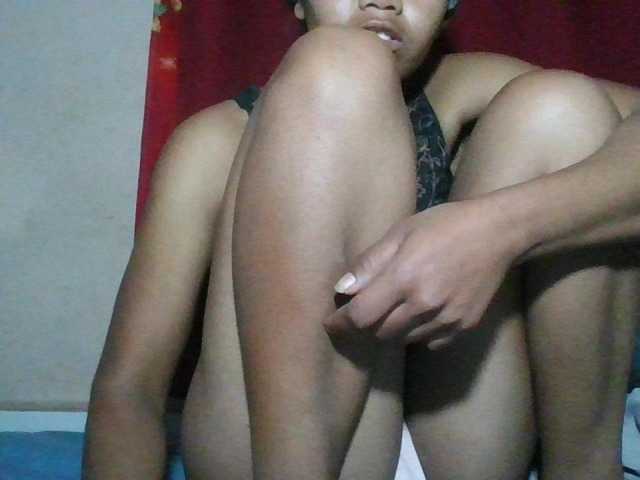 Keziah34 live cam on BongaCams