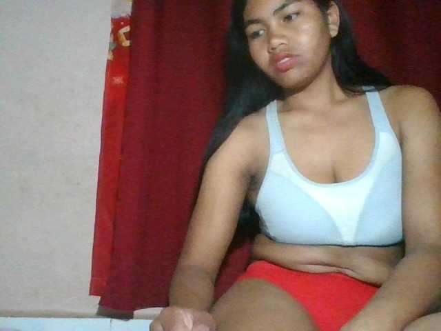 Keziah34 live cam preview