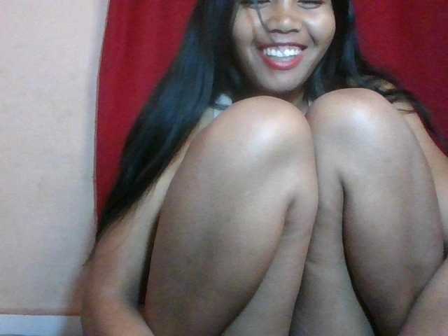 Keziah34 live cam on BongaCams