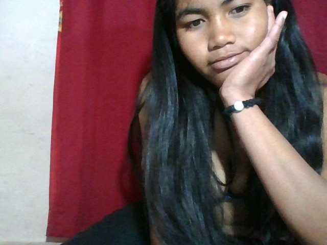 Keziah34 live cam on BongaCams