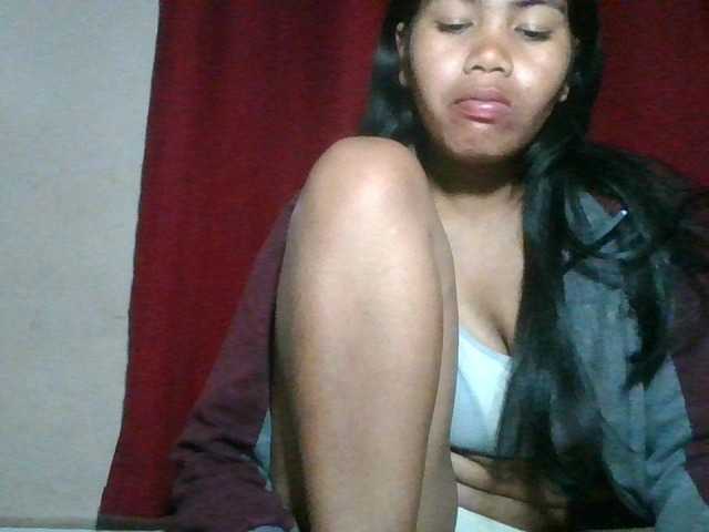 Keziah34 live cam on BongaCams