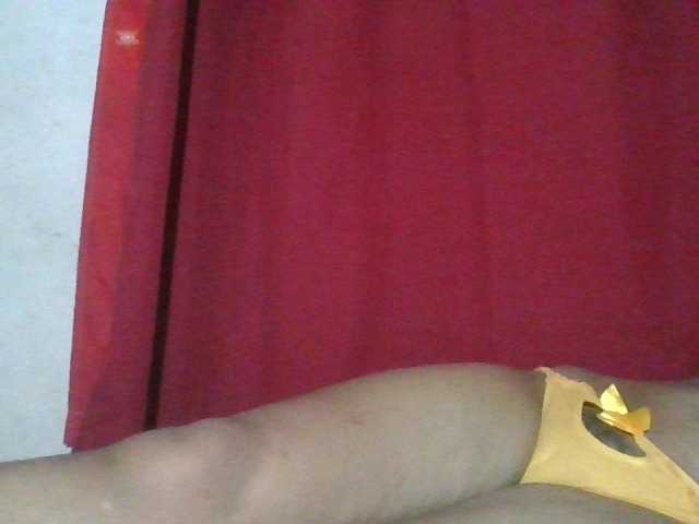 Keziah34 live cam on BongaCams