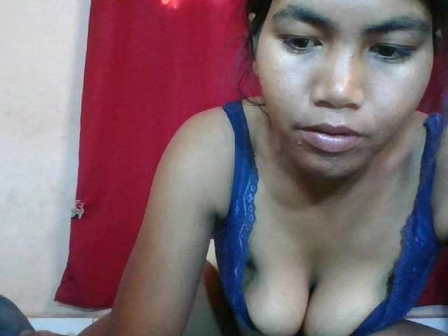 Keziah34 live cam on BongaCams