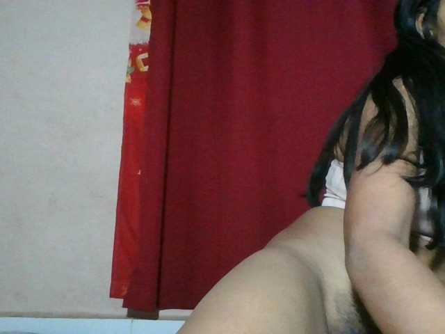 Keziah34, live now on BongaCams