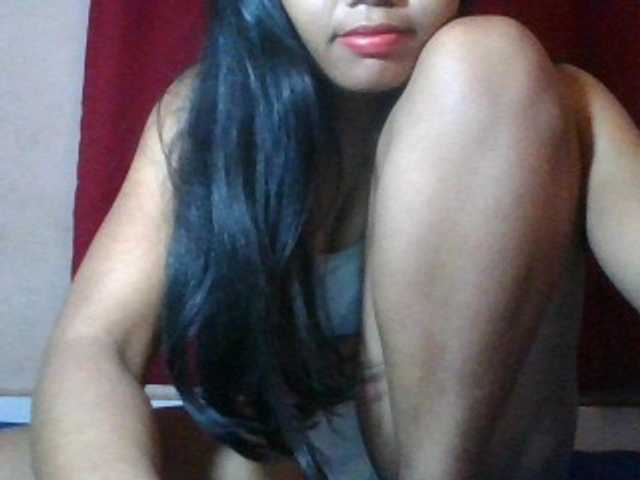 Keziah34 live cam on BongaCams