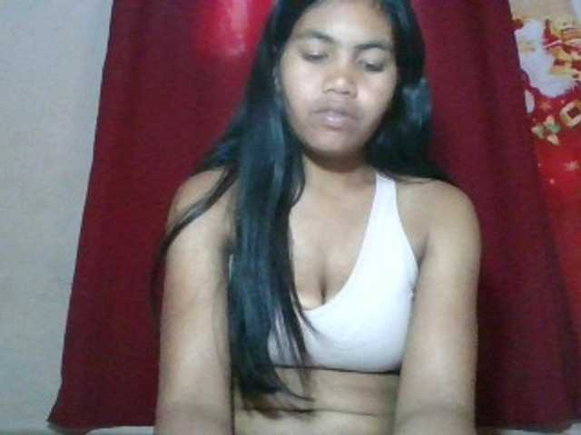 Keziah34, live now on BongaCams