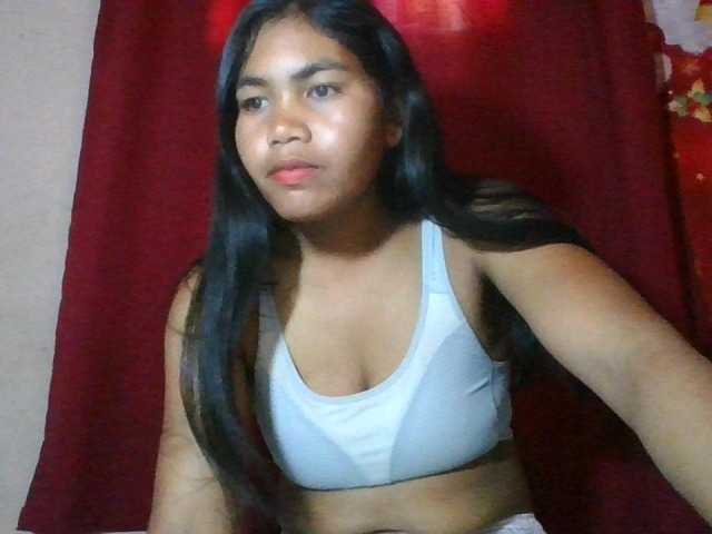 Keziah34 live cam on BongaCams