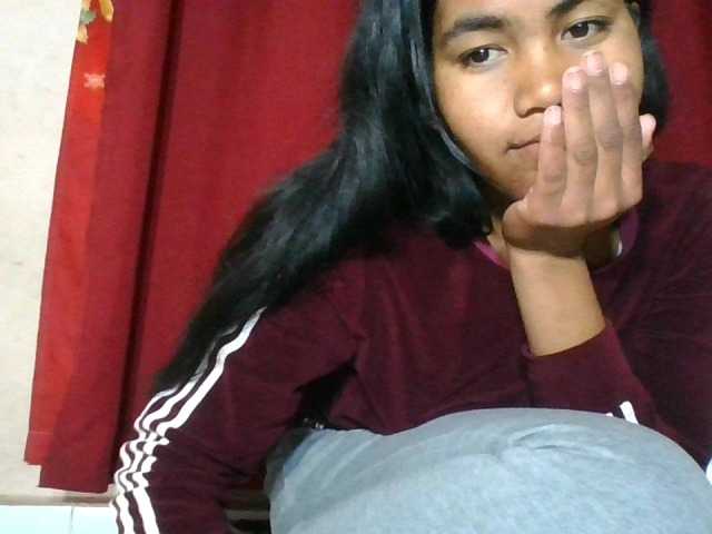 Keziah34 live cam on BongaCams