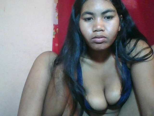Keziah34 live cam on BongaCams
