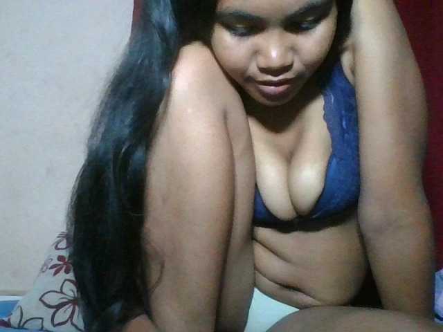 Keziah34 live webcam show