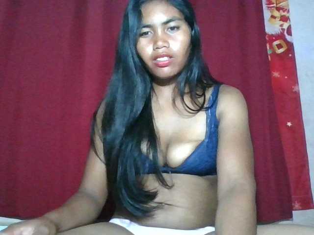 Keziah34 live cam on BongaCams