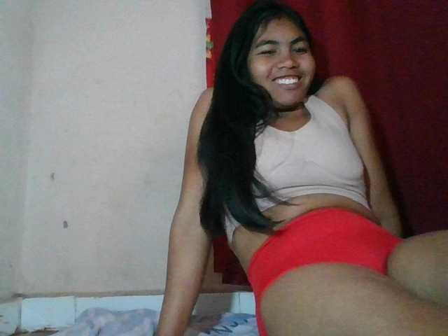Keziah34 live cam on BongaCams