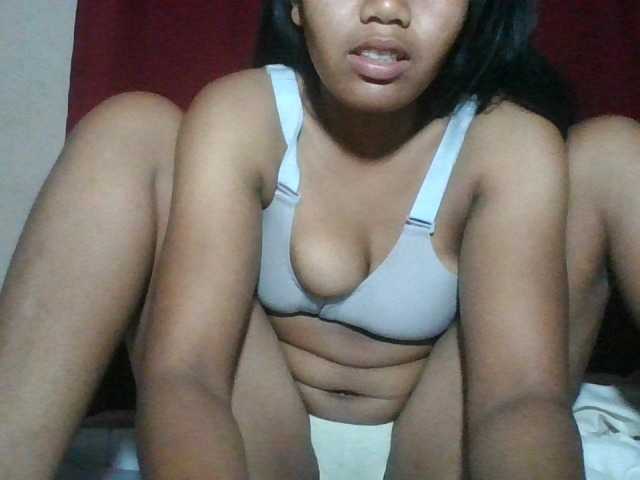 Keziah34 live cam on BongaCams