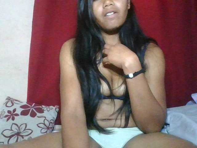 Keziah34 live webcam show