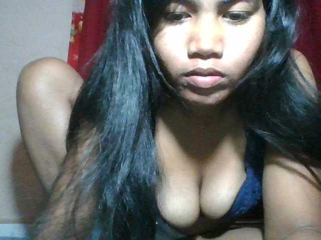 Keziah34 live cam on BongaCams