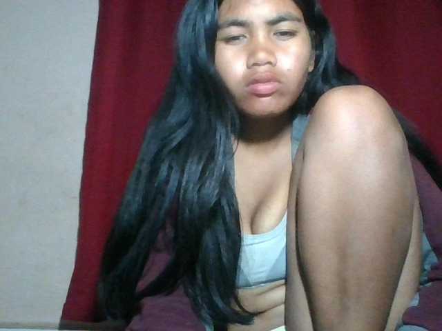 Keziah34 live cam on BongaCams