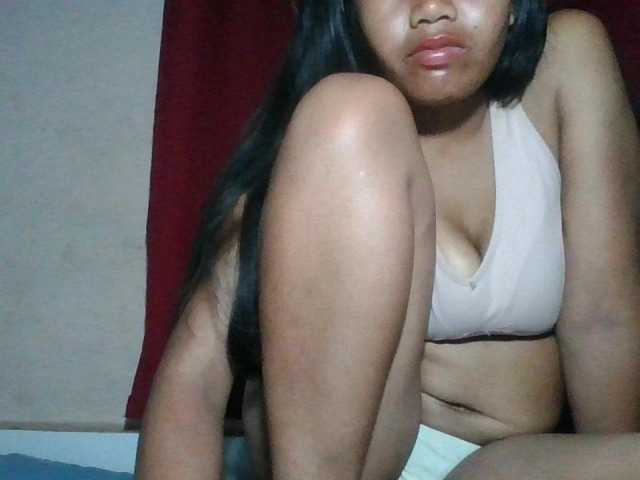Keziah34 live cam on BongaCams