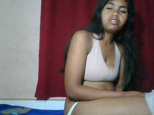 Keziah34 live cam preview