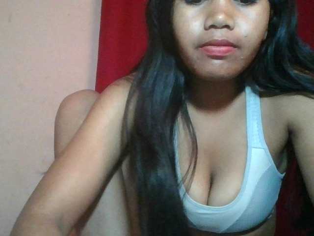 Keziah34 live cam on BongaCams
