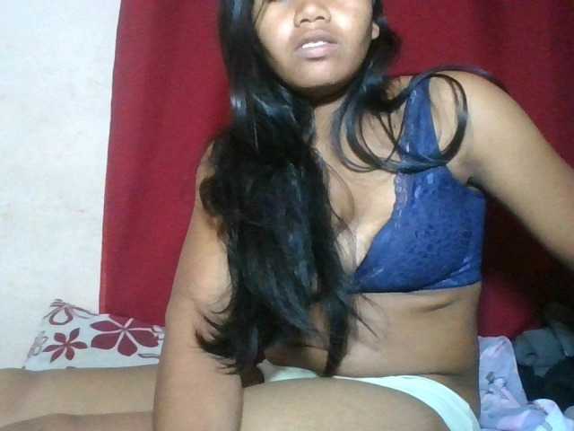 Keziah34 live webcam show