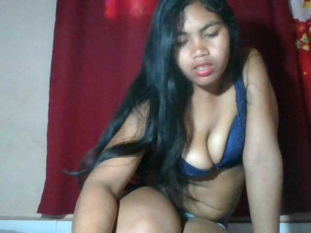 Keziah34 live cam on BongaCams