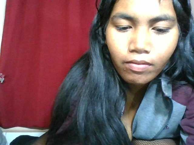 Keziah34 live cam on BongaCams