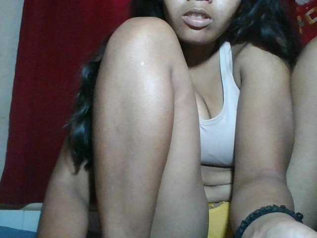 Keziah34 live cam on BongaCams