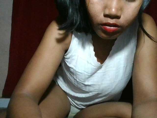 Keziah34 live cam on BongaCams