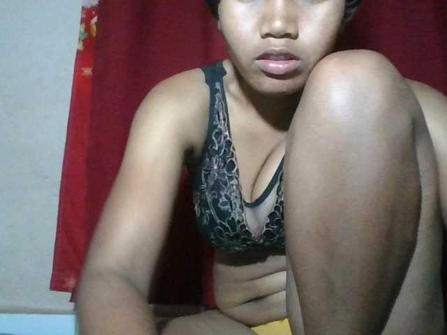 Keziah34 live cam