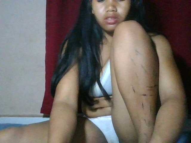 Keziah34 live cam on BongaCams