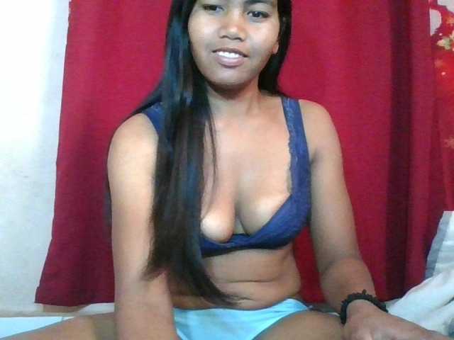 Keziah34 live cam on BongaCams
