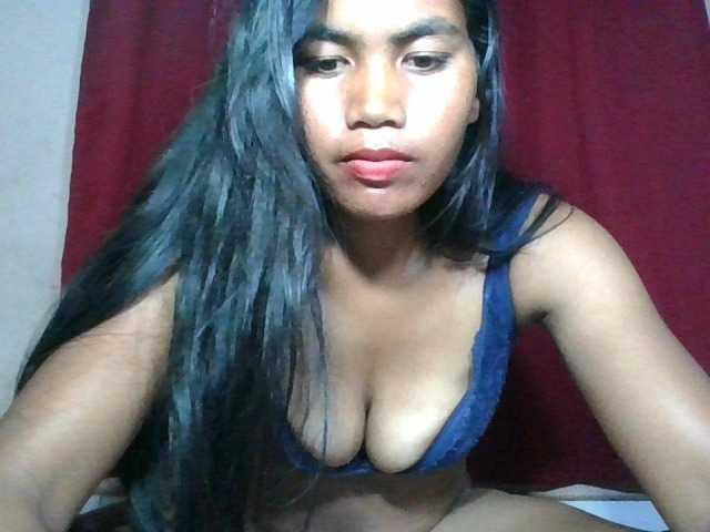 Keziah34 live cam on BongaCams