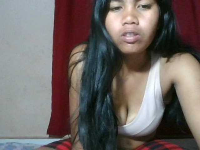 Keziah34 live cam on BongaCams