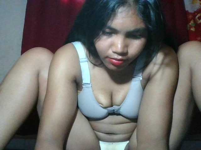 Keziah34 live cam on BongaCams