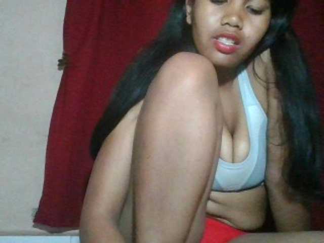 Keziah34 live cam on BongaCams