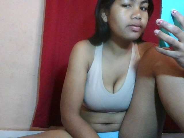 Keziah34 live cam on BongaCams