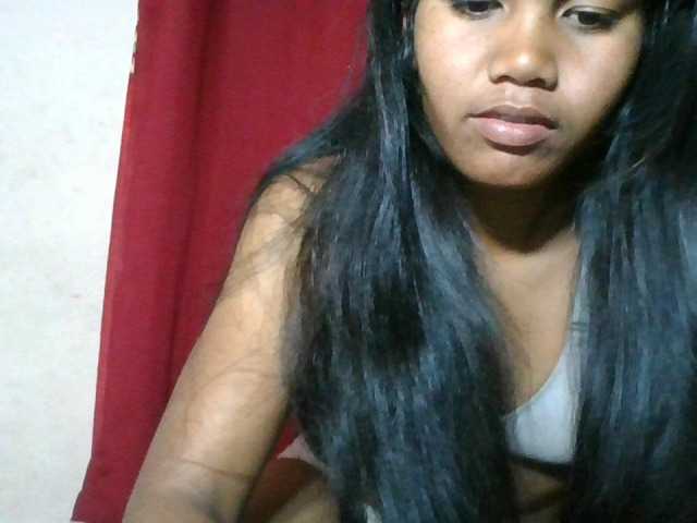 Keziah34 live cam on BongaCams