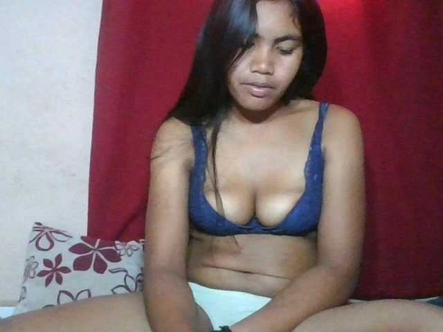 Keziah34 live webcam show