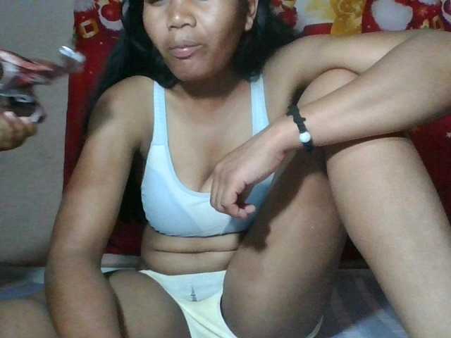 Keziah34 live cam on BongaCams