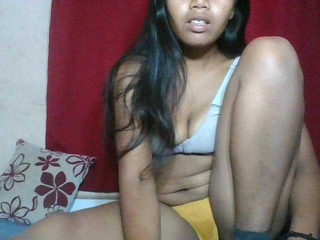 Keziah34 live webcam show