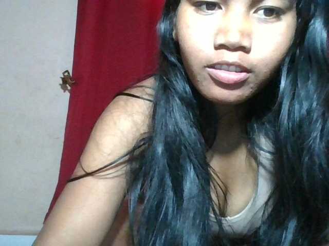 Keziah34 live cam on BongaCams