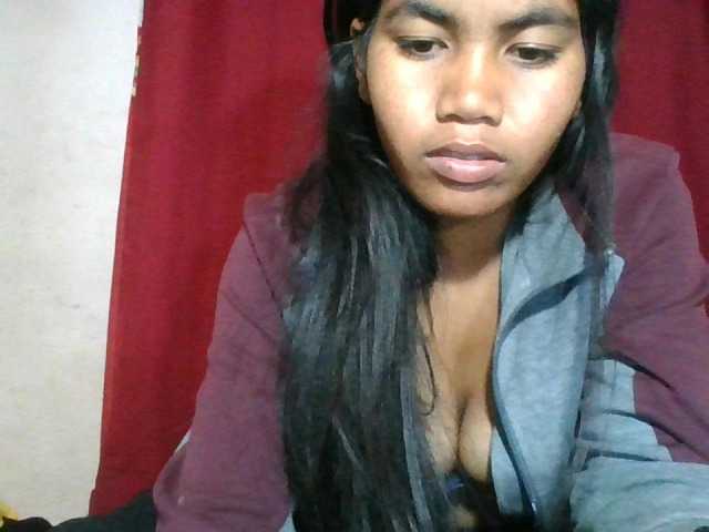 Keziah34 live cam on BongaCams